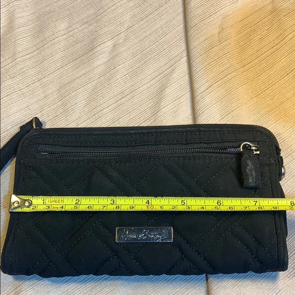 Vera Bradley multi-pocket wallet w/zipper coin pkt - Picture 14 of 14